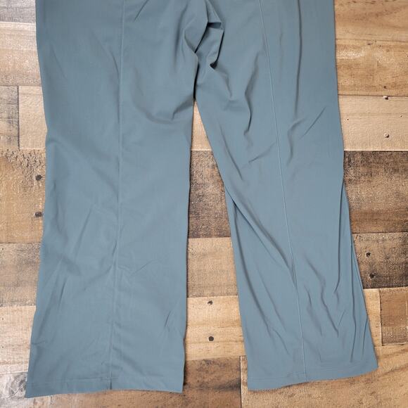 Athleta Womens 10P Cosmic Kick Flare Pull On Pant Metropolis‎ Gray Casual 981485 - Picture 7 of 13